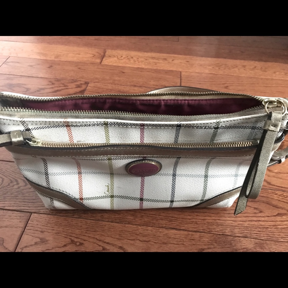 Coach Cross Body bag - Picture 2 of 3